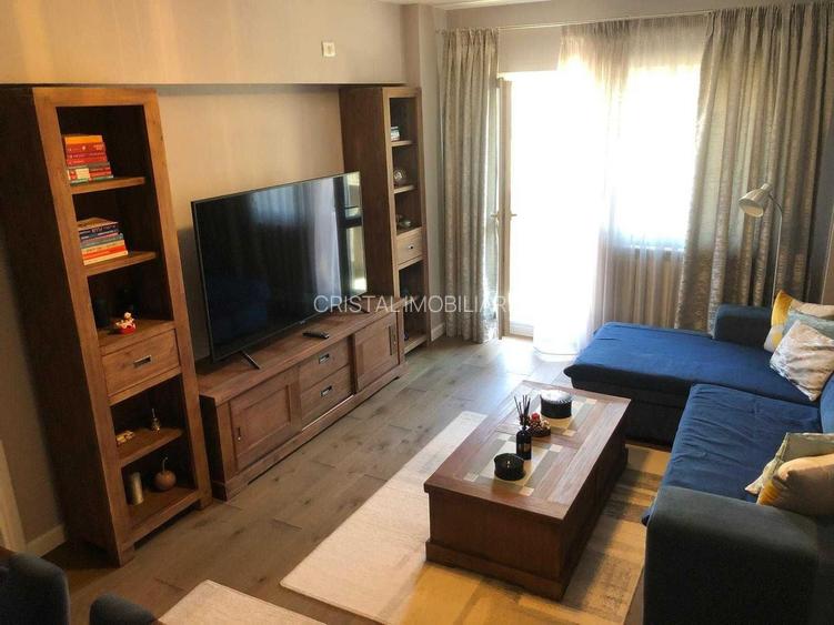 3 camere renovate, 2 bai, 2 balcoane, boxa la subsol, zona Diham - 4