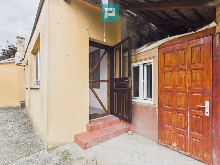 Casă + 2.877 mp teren în Timișoara
