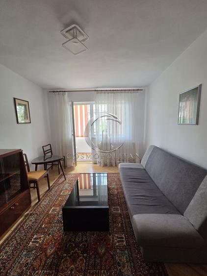 Apartament cu 2 camere de inchiriat ~ zona Crang / Democratiei ~ etaj 3din4