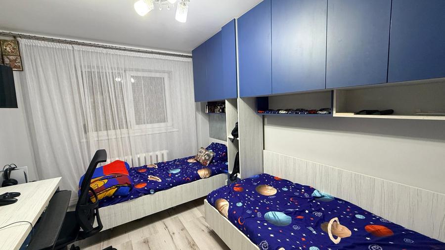 Apartament 4 camere zona Parcul Curcubeului , renovat , mobilat