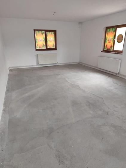 Spatiu comercial Baicoi