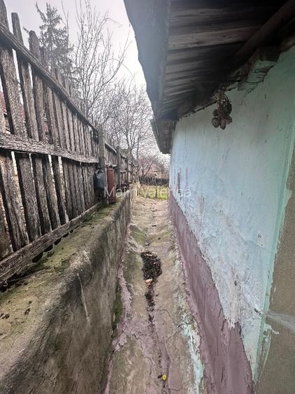    Proprietate de vânzare – Casă + anexă + teren 523 mp – Călugăreni - 2