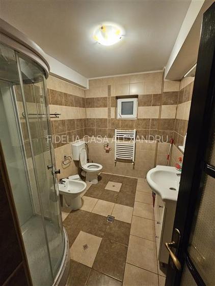 Vila 6 camere , 900 mp teren - Aroneanu , Iasi - 9