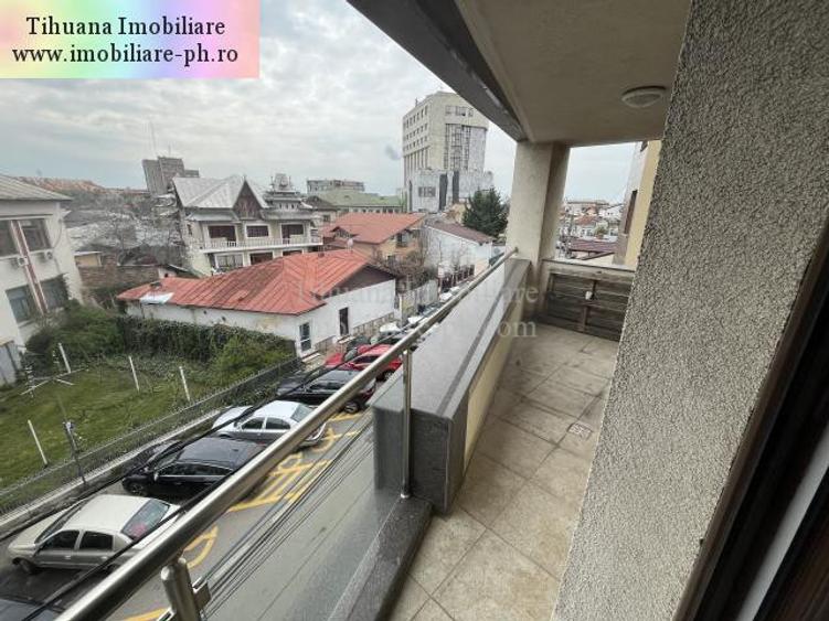 Apartament 2 cam de vanzare:Ultracentral(parcare subterana),bloc nou,80 mp