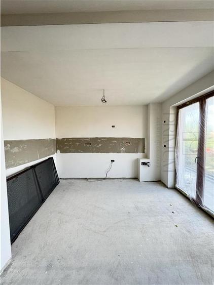 FRATELIA - 3 CAMERE - 2 BAI - BLOC NOU - ETAJUL 1 - 90MP UTILI - PARCARE ACOPER