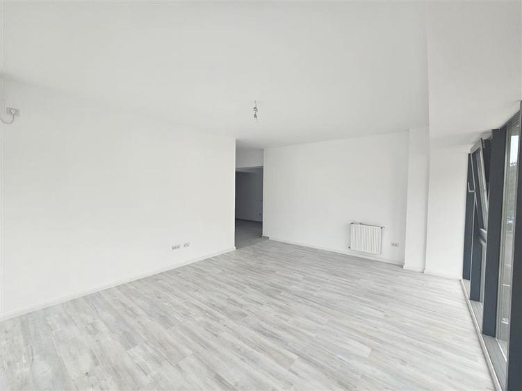 INTABULAT! Apartament cu 2 camere decomandat Central etaj 1 68mp