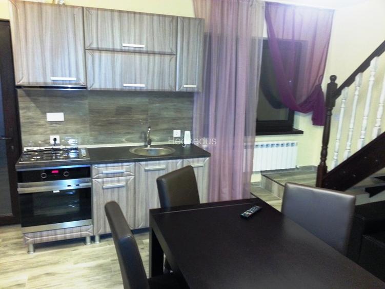 Apartament in casa triplex, parcare in curte.Semicentral pe str.Minerilor nr50B. - 7