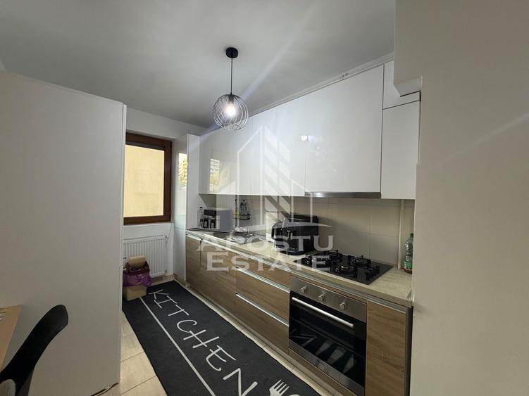 Apartament cu 2 camere de vanzare , Terasa de 71 mp, Torontalului