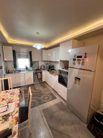 Apartament cu 4 camere mobilat utilat in Vasile Aaron 81 mp - 4