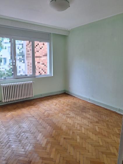Apartament cu 2 camere, etajul 3/4, zona Tatarasi