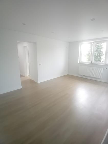 Ap 3 camere Afi Cotroceni etaj 4 Renovat / Anvelopat