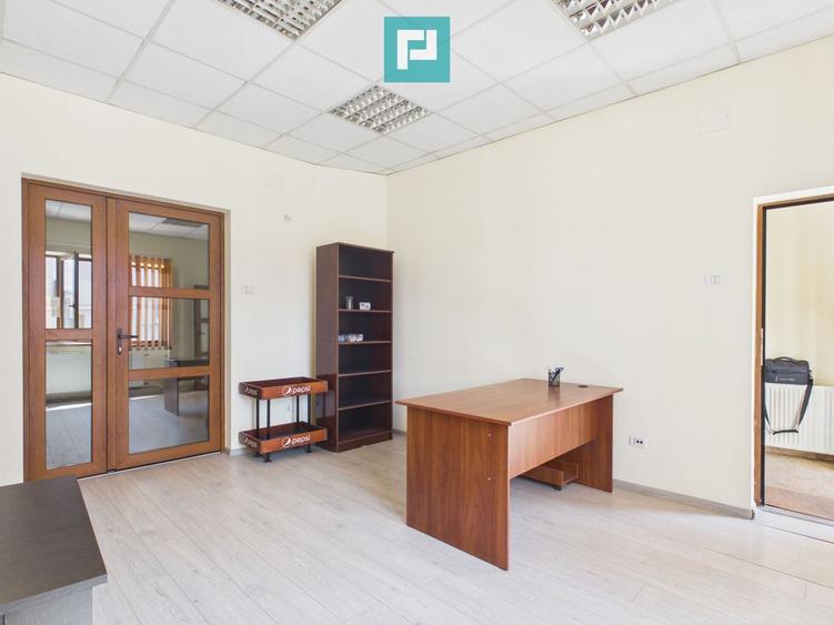 Spațiu central birou/locuință – Str. Primăriei