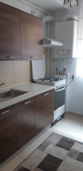 De inchiriat 2 camere, sector 5