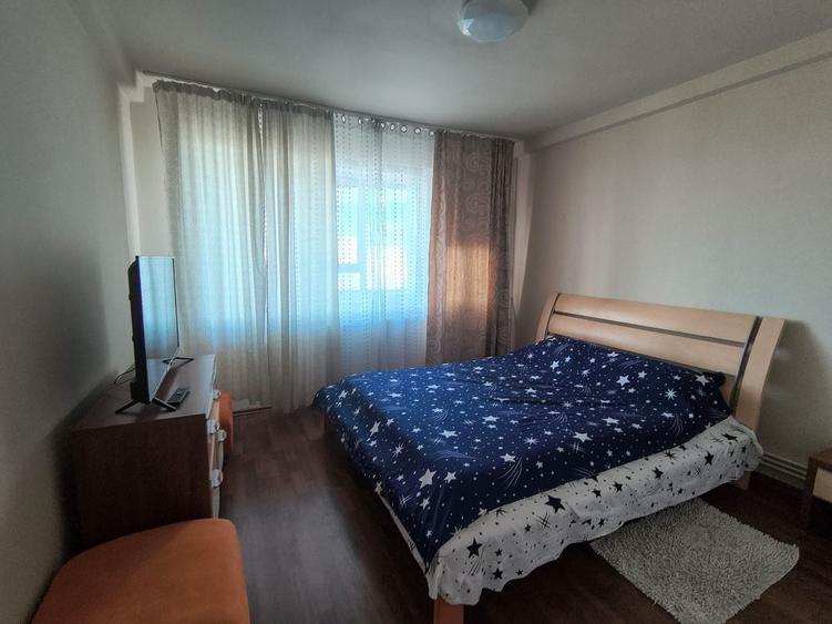 ULTRACENTRAL 2 CAMERE SEMI, VEDERE MARE LIBER 61 MP PRET 115000 EURO