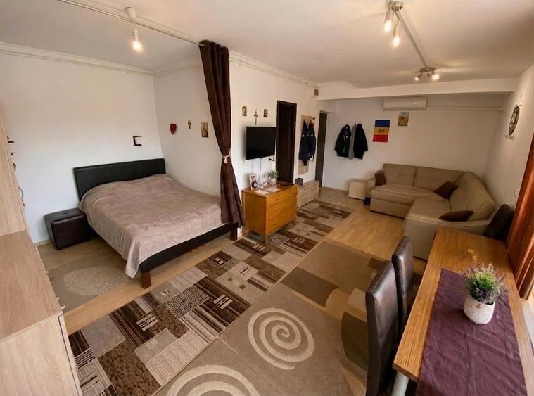 Apartament, 40mp, etaj intermediar, parcare, terasa 25mp, zona Petrom