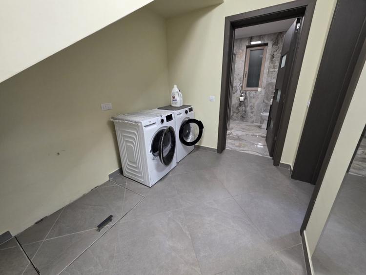Vila moderna mobilata si utilata Plopii fara Sot