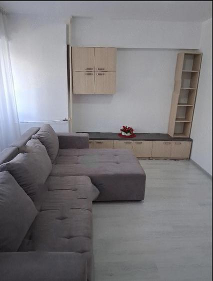 Apartament 3Camere,Basarabia,bl.1984,reabilitat,et.2/10,DECOMANDAT,2 bai,mobilat