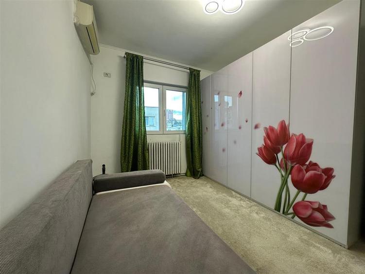 Inchiriere Apartament cu 3 camere Decomandat Palas Mall
