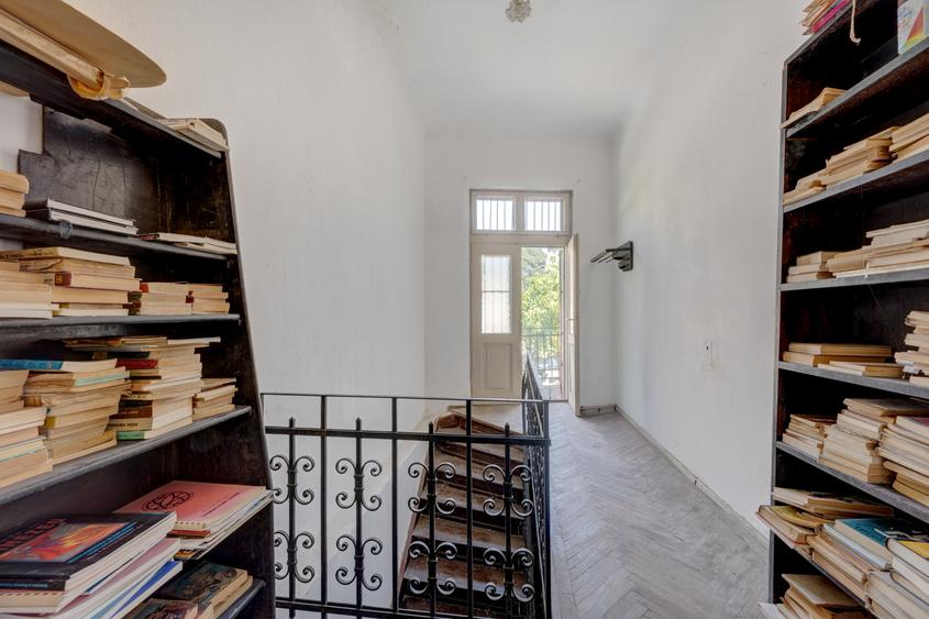 Apartament casa, 3 camere, ultracentral, zona Izvorul Rece