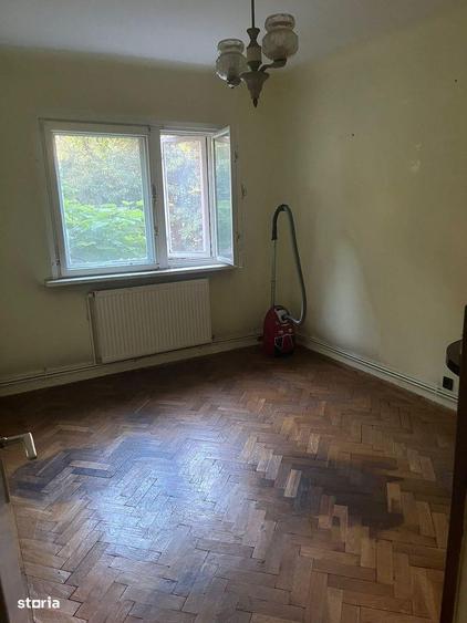 Apartament 4 camere, 1 Mai