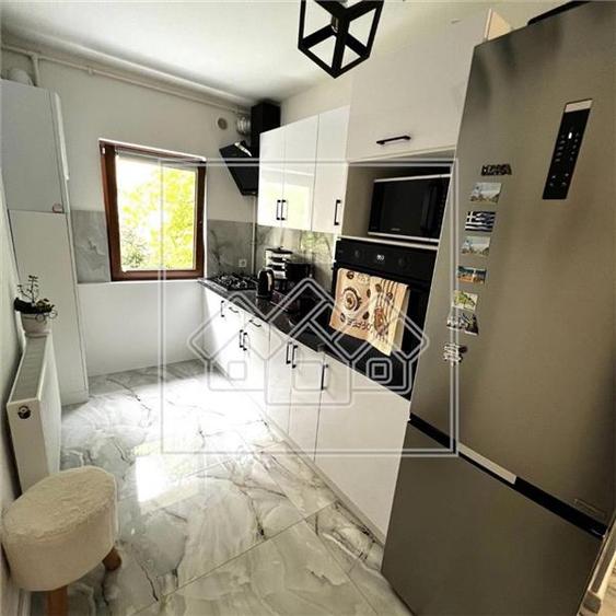 Apartament 2 camere - complet renovat - Zona Milea