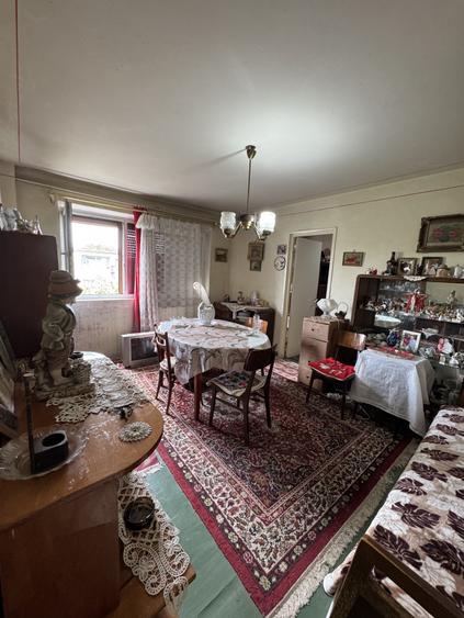 Apartament 2 cam, cf 2, etaj 4/4, Vest