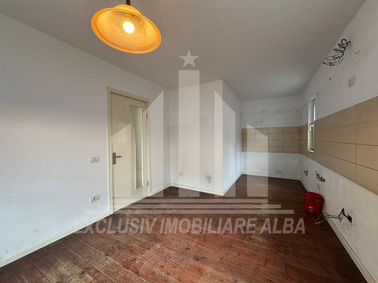 Casa individuala | Spatiu comercial | 306 mp | 415 mp teren | Maieri