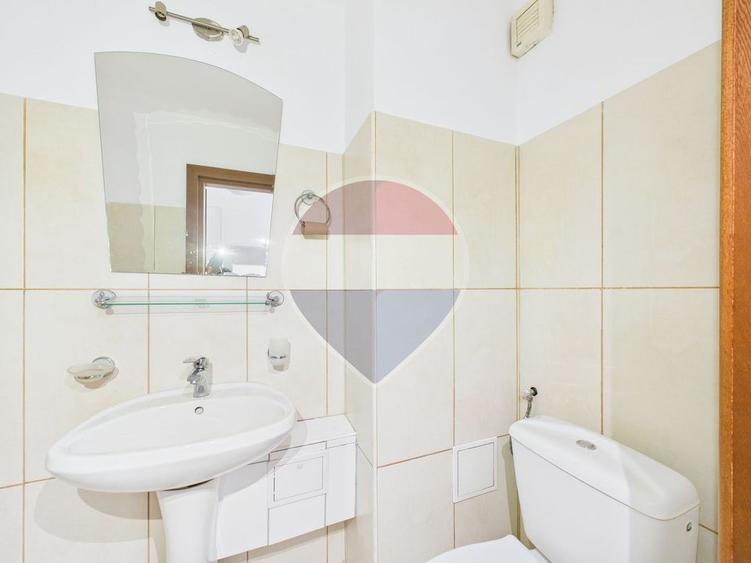 Apartament cu 3 camere de vanzare - Spatiu de birou - Rond Alba Iulia