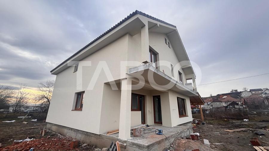 Casa de vanzare individuala constructie noua 2025 Sura Mare