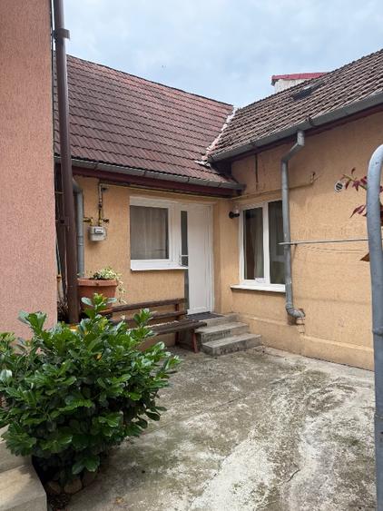 PROPRIETAR – Apartament 1 cameră la curte | Zonă de TOP (Str. Paris / Porumbeilo