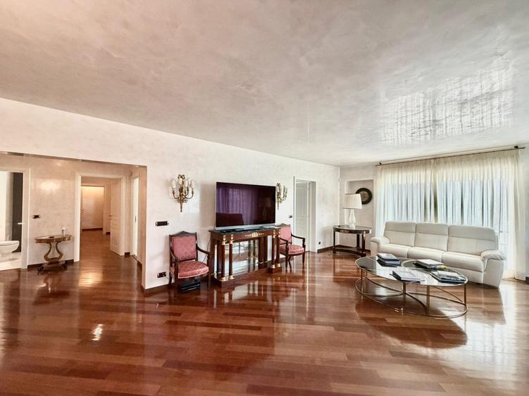 Apartament 4 camere/ Primăverii - STR Jean Monnet/ 190mp+ parcare