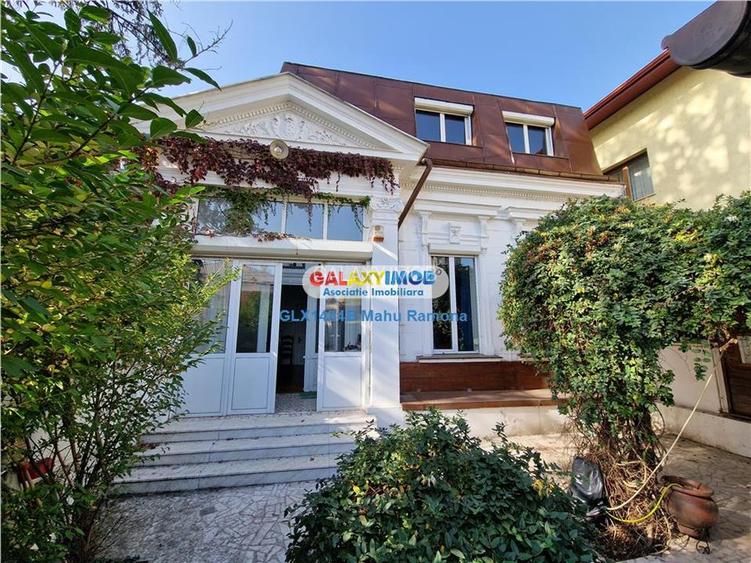 Casa veche renovata, parter+mansarda, curte proprie, Foisorul de Foc