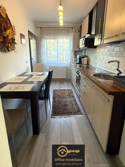 Baia Mare- Victoriei zona Electrica apartament 3 camere etaj 2