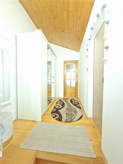 Apartament 3 camere la casa curte pivnita parcare zona Centrala - 12