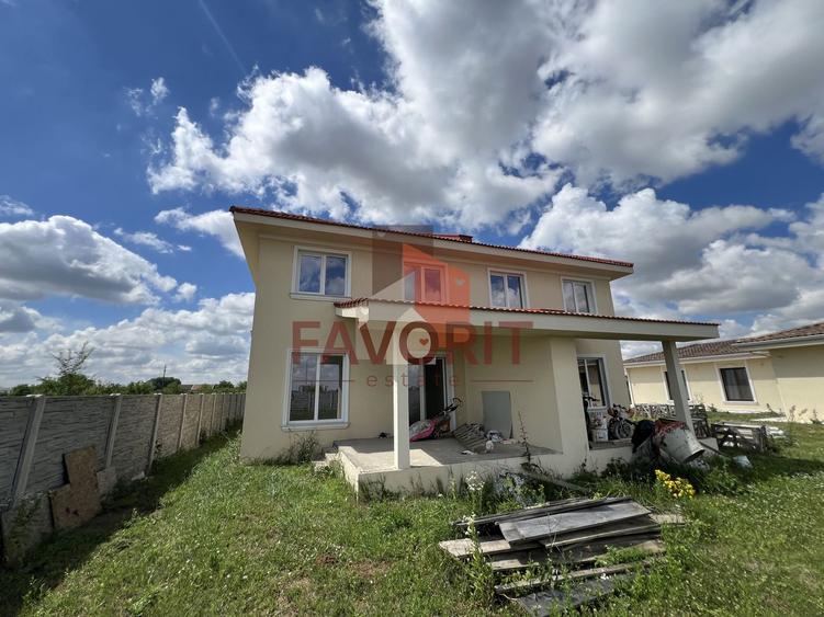 Duplex 4 camere cu etaj | 2 bai | Giroc