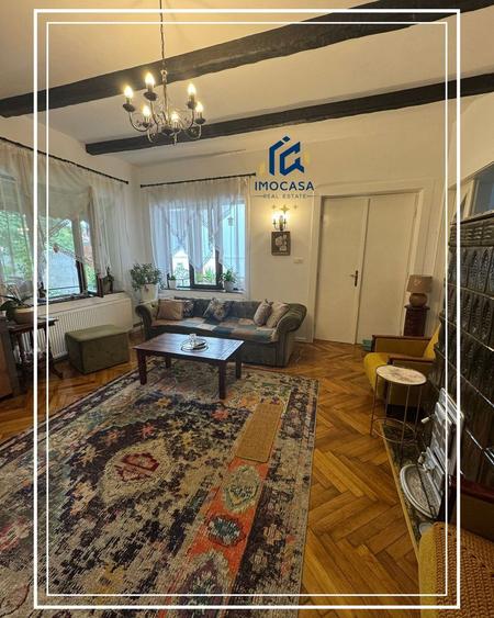 Vila renovat de vanzare D+P curte proprie 774 mp, semicentral Arad