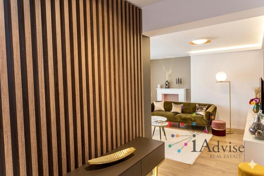 Penthouse de Vis în Inima Zonei Coresi – Tractorul