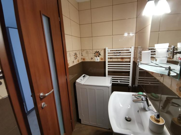 Apartament 3 camere/ Impecabil/ Prel. Ghencea/Centrală/ Parcare/ 80mp