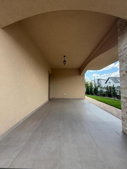 Casă tip duplex despărțit prin spatiu tehnic Dumbrăvița
