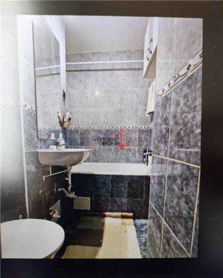 Apartament et.1/10, mobilat utilat Tei zona Ripiceni