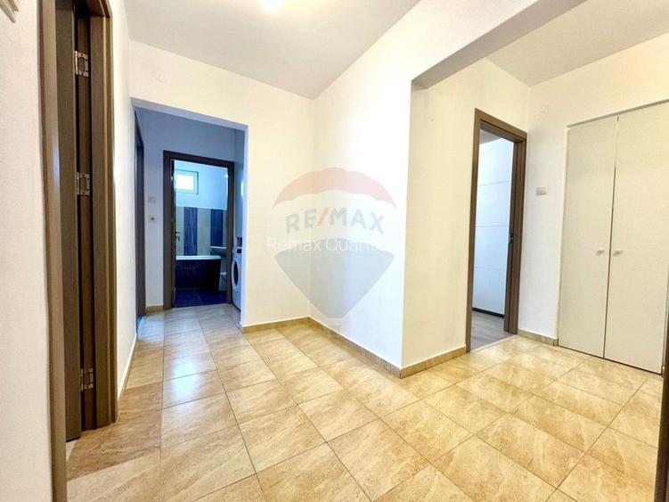 Apartament cu 3 camere de închiriat - 13