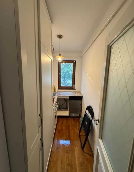 Etaj 1 - Alexandru - Piata - 2 camere decomandat - renovat - liber