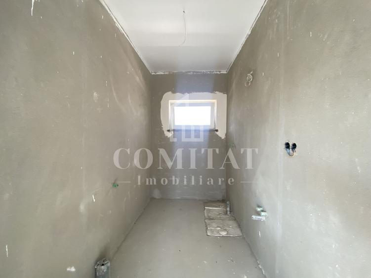 Casă de vânzare | Dispunere pe 2 niveluri | Localitatea Dezmir