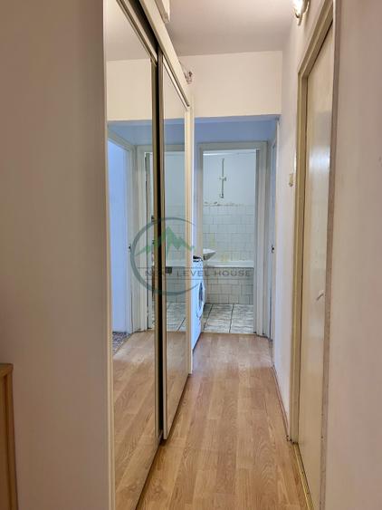 Apartament 3 camere, decomandat