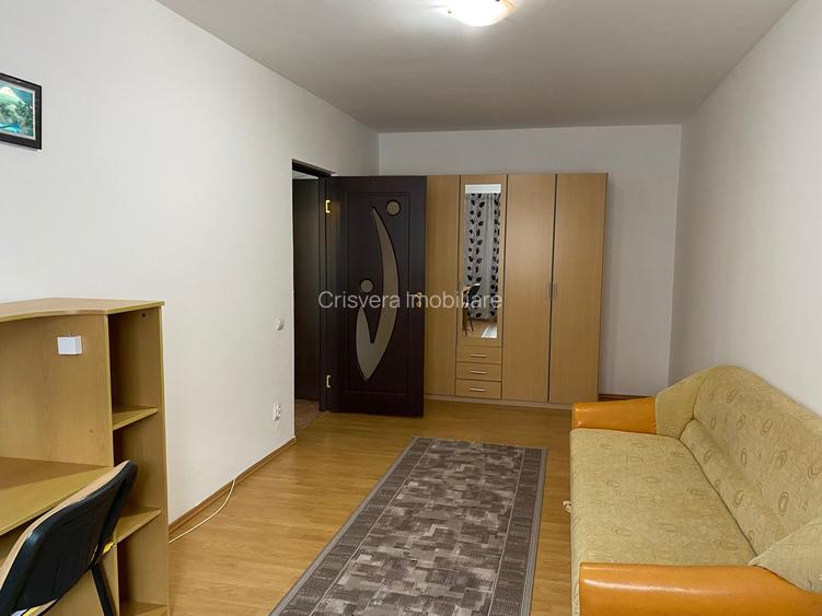 Apartament 2 camere Floresti, str.Florilor, decomandat, et.3/4, cu parcare - 3