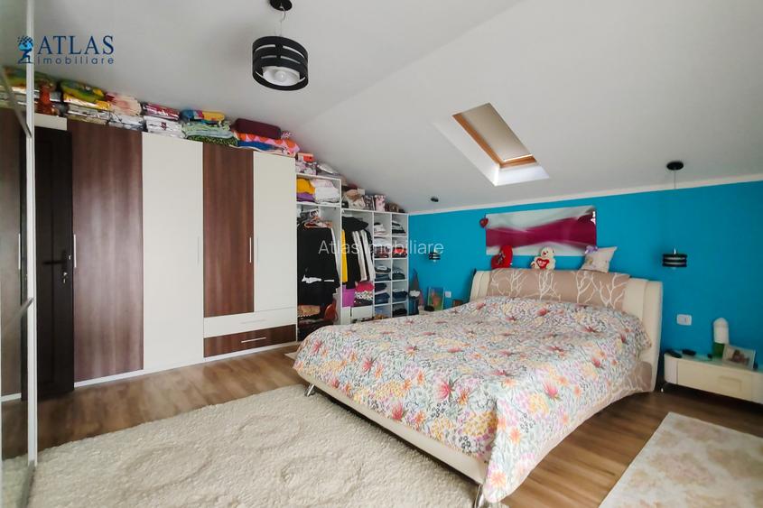 PROPRIETATE UNICĂ –2 CASE INDEPENDENTE, 250 mp utili, teren 866 mp, utilitati - 16