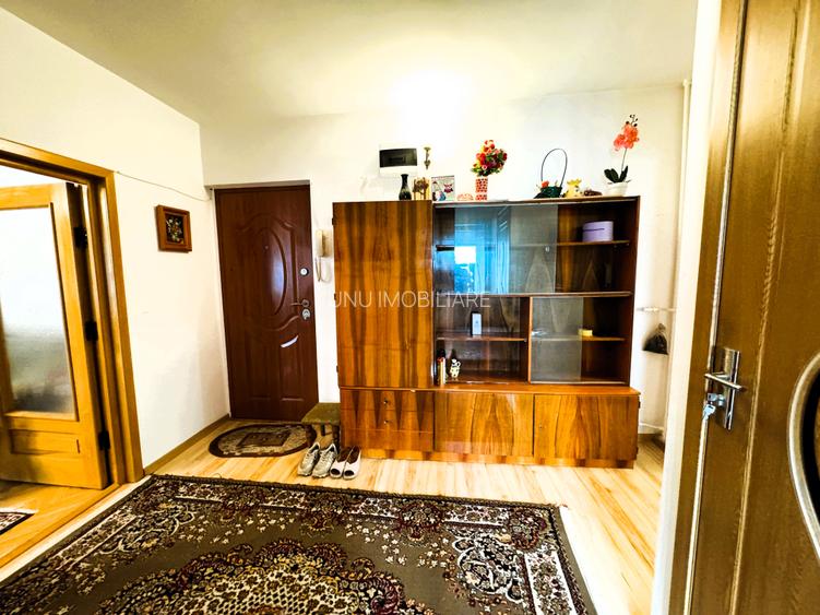 Oancea-Sf Maria-2 Camere Decomandat 63mp-bloc 1990 - 9