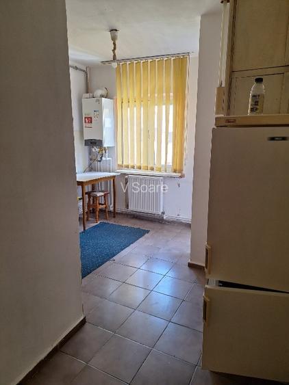 Inchiriez garsoniera spatioasă - 2