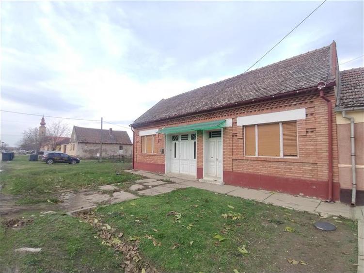 Berliste, Casa pt 2 Familii, la Sosea, Pret Negociabil