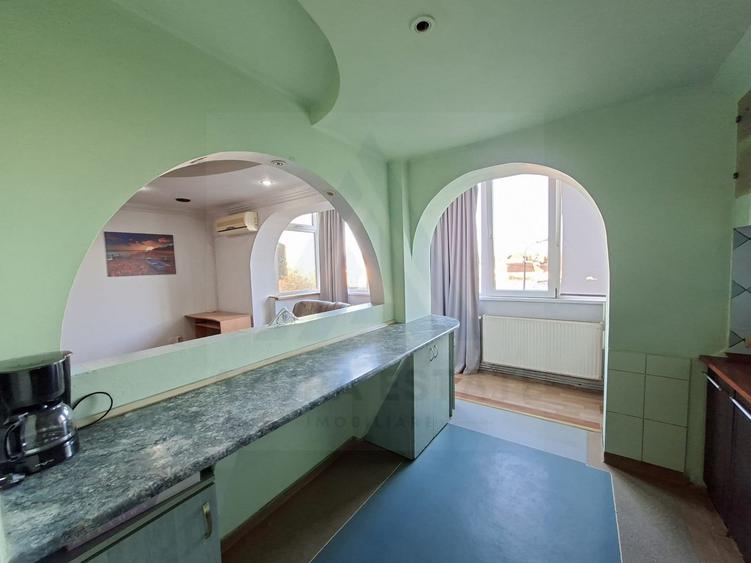 Apartament 3 camere 2 dormitoare 72 mp etaj 2 balcoane zona Terezian